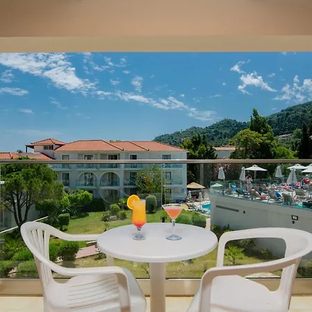Katerina Palace 1 Lägenhetshotell Argassi